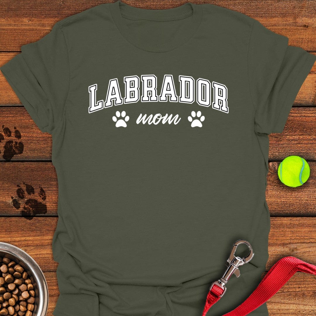 Labrador Mom T-Shirt Military Green