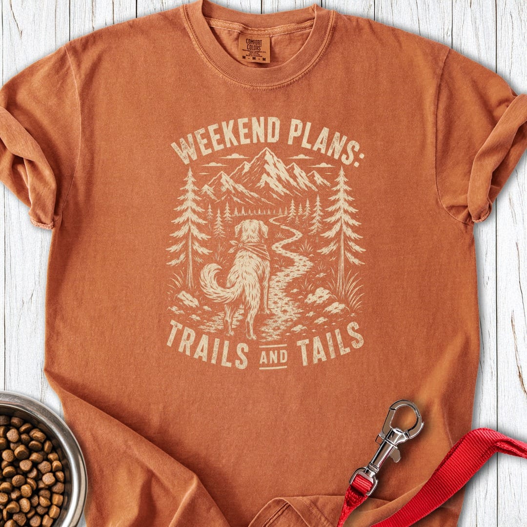 Hiking Golden Retriever Premium Tee Yam