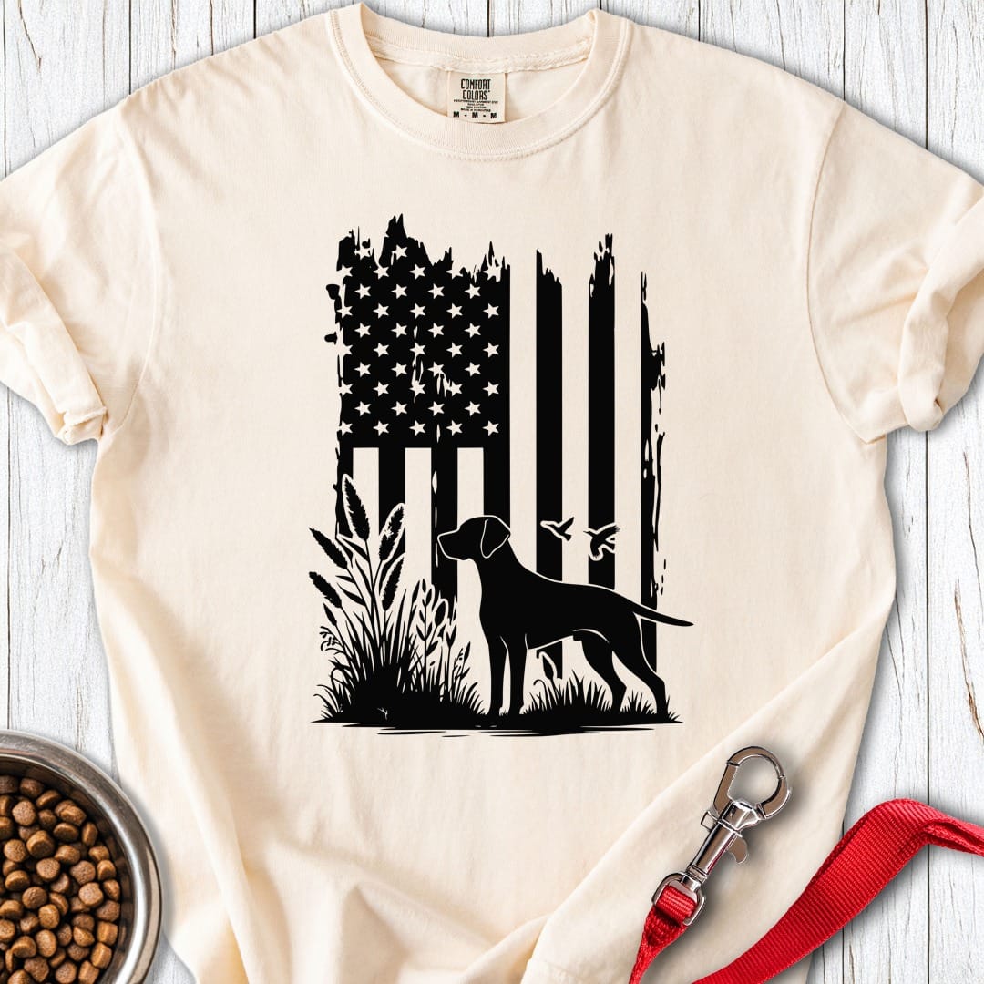 Weimaraner Hunting USA Premium Tee Ivory