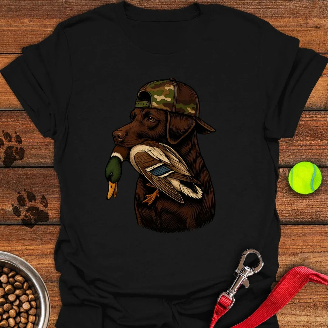 Chocolate Labrador Hunting T-Shirt Black