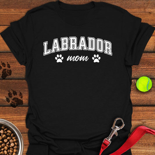 Labrador Mom T-Shirt Black