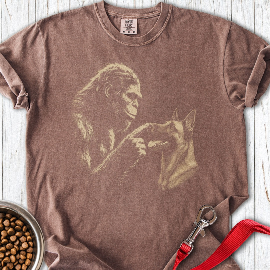 Bigfoot Belgian Malinois Premium Tee Espresso