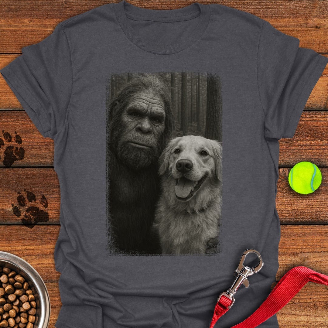 Bigfoot & Golden Retriever Selfie T-Shirt Dark Heather