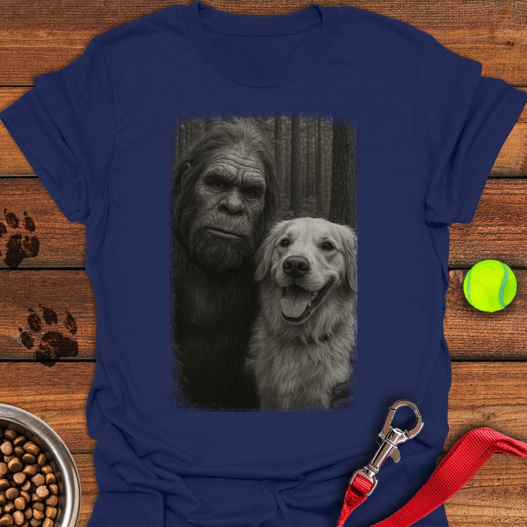 Bigfoot & Golden Retriever Selfie T-Shirt Navy