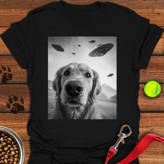Golden Retriever UFO T-Shirt Black