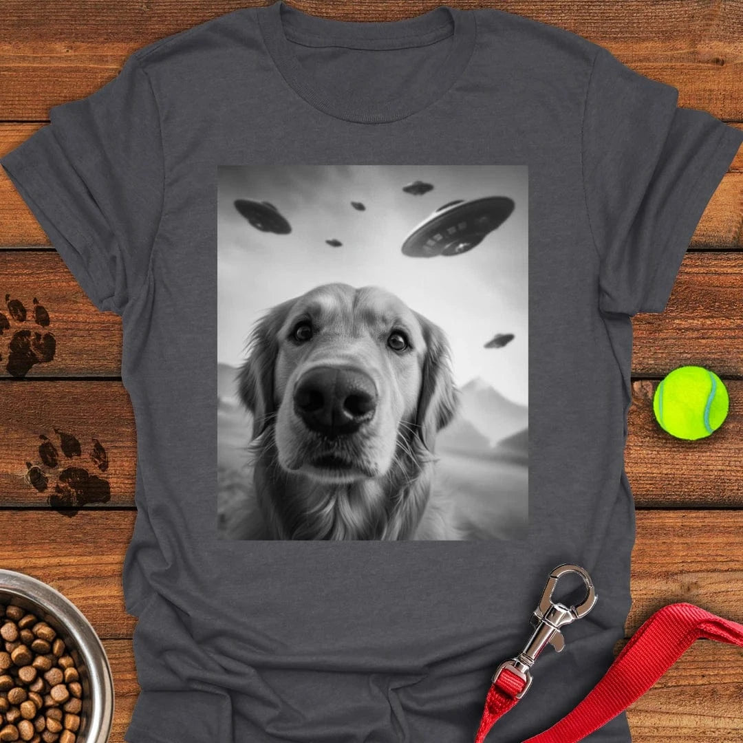 Golden Retriever UFO T-Shirt Dark Heather