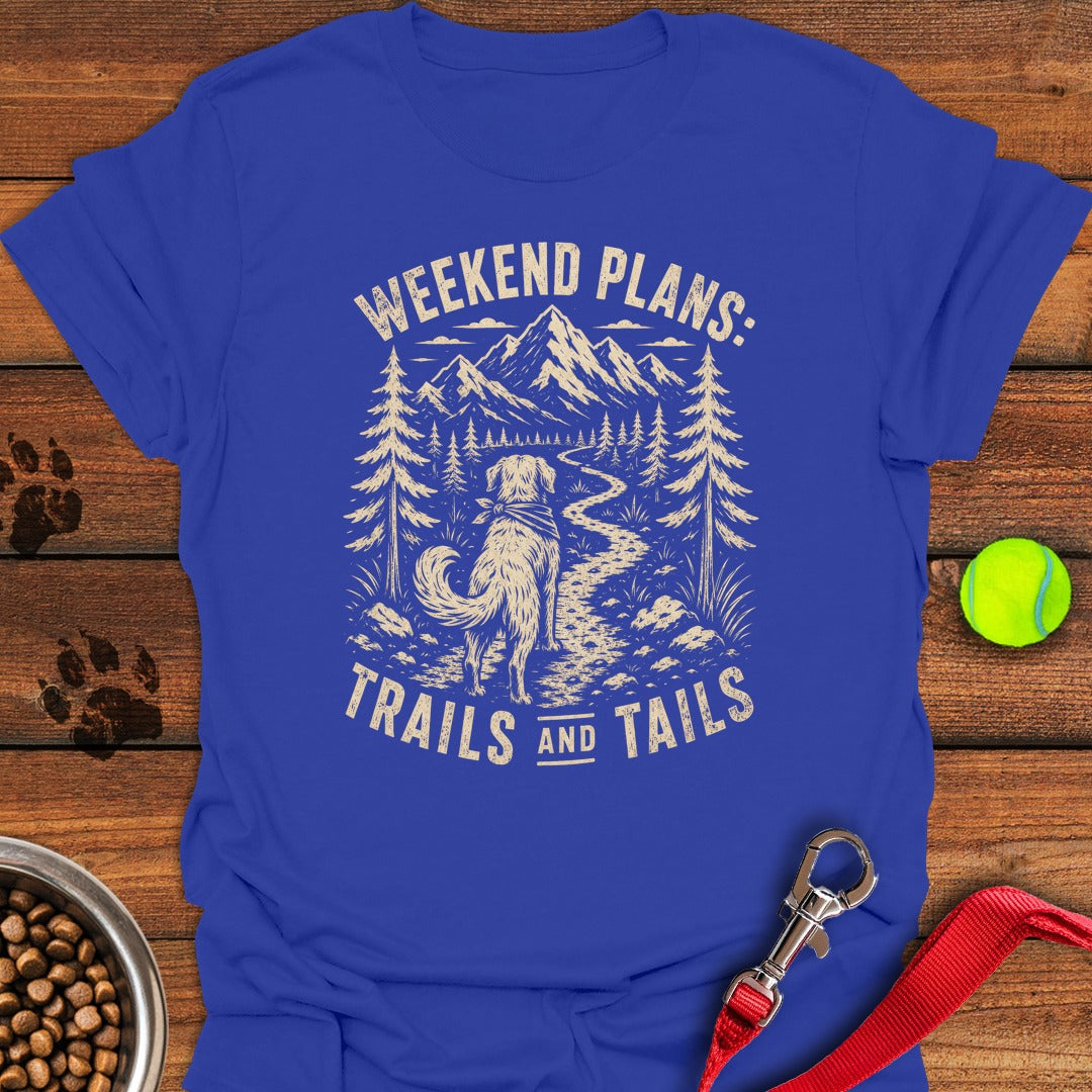 Hiking Golden Retriever Royal