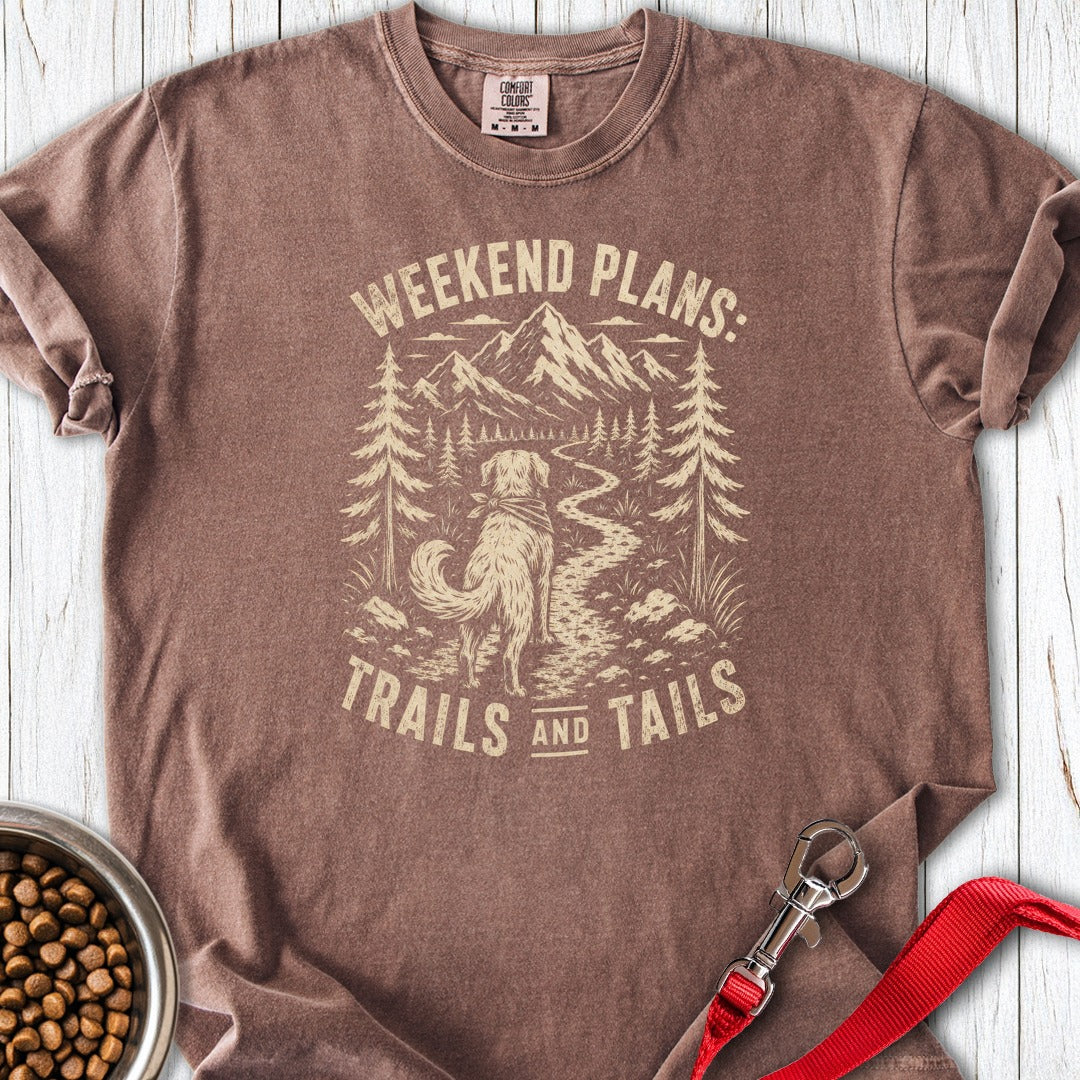 Hiking Golden Retriever Premium Tee Espresso