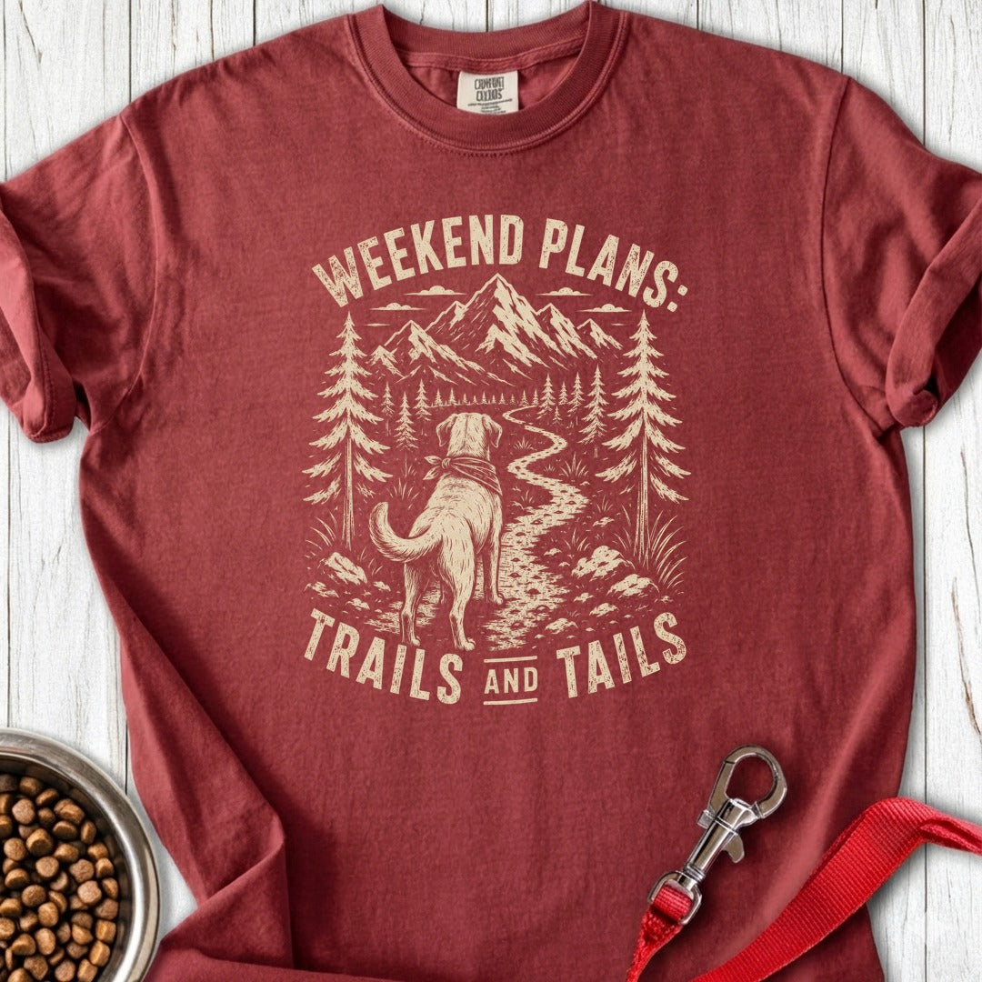 Hiking Labrador Premium Tee Brick
