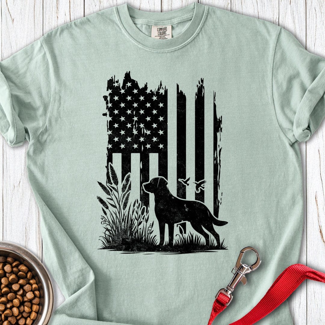 Labrador Hunting Premium Tee Bay