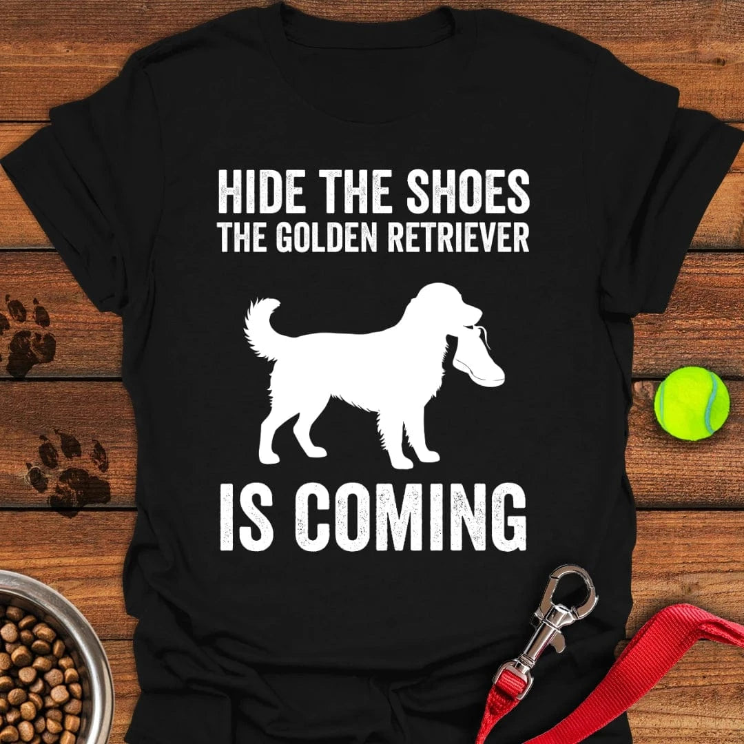 Golden Retriever Shoe Stealer T-Shirt Black