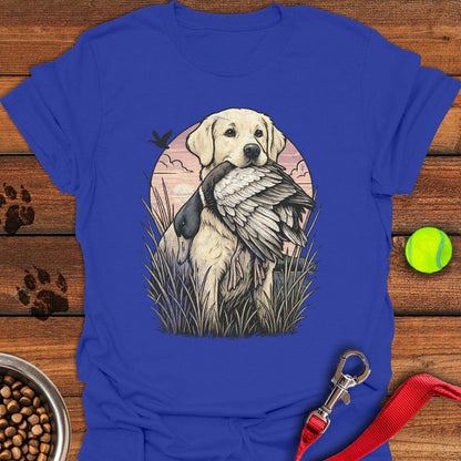 Yellow Labrador Hunting T-Shirt Royal