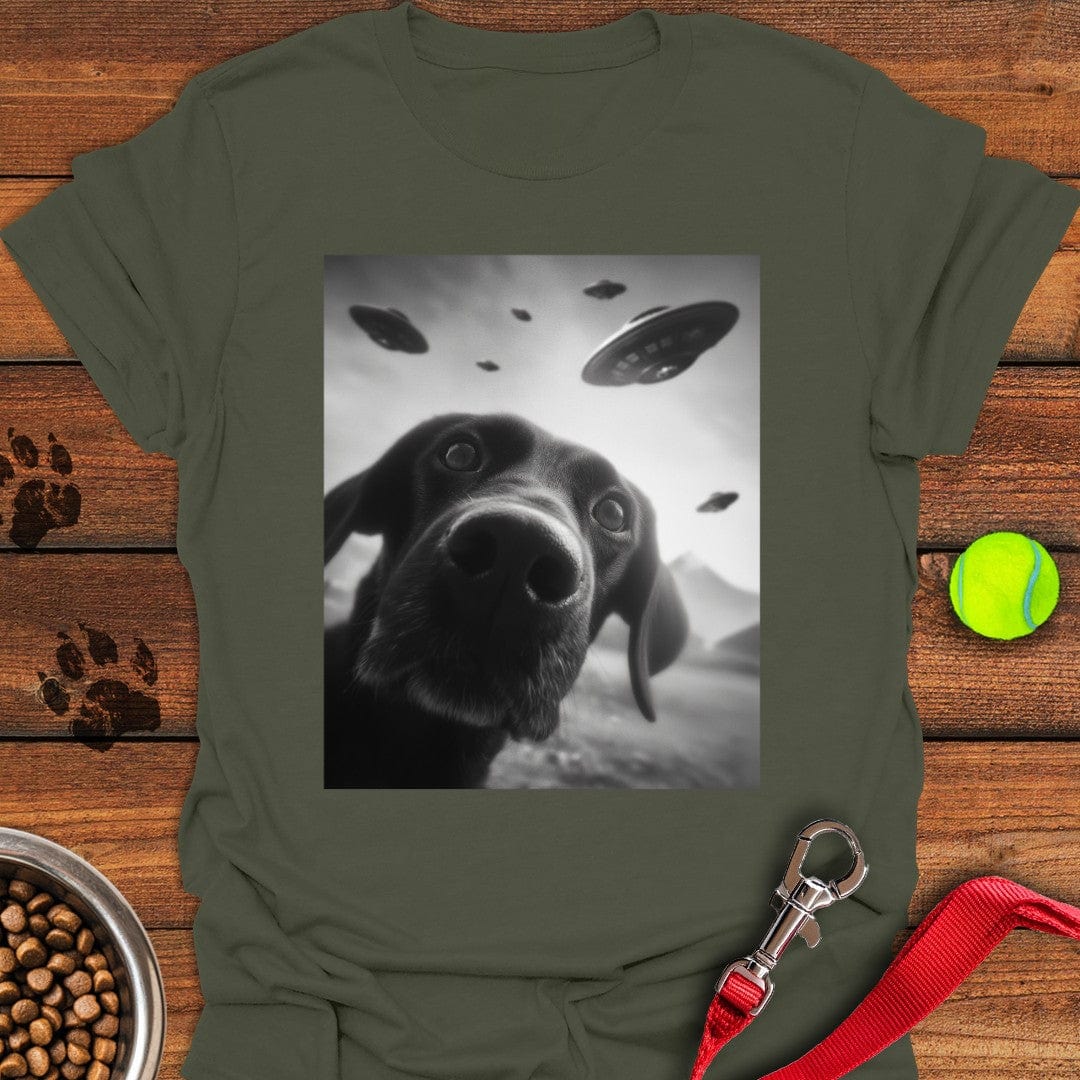 Funny Labrador UFO T-Shirt Military Green