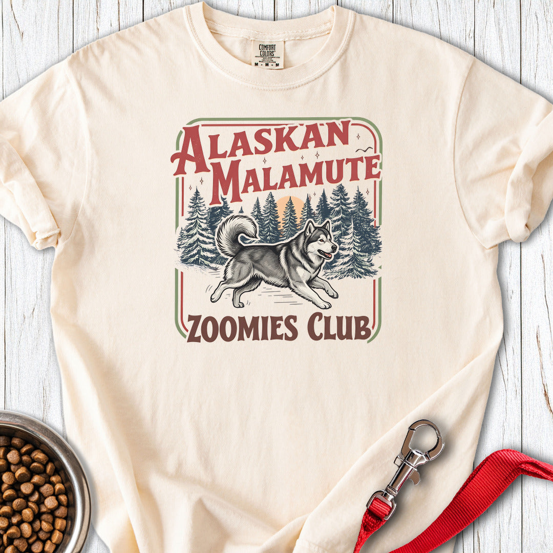 Alaskan Malamute Zoomies Club Premium Tee — Ivory