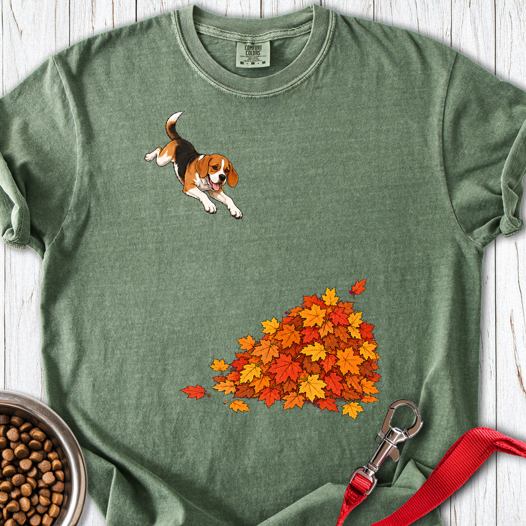 Beagle Leaf Pile Premium Tee — Moss