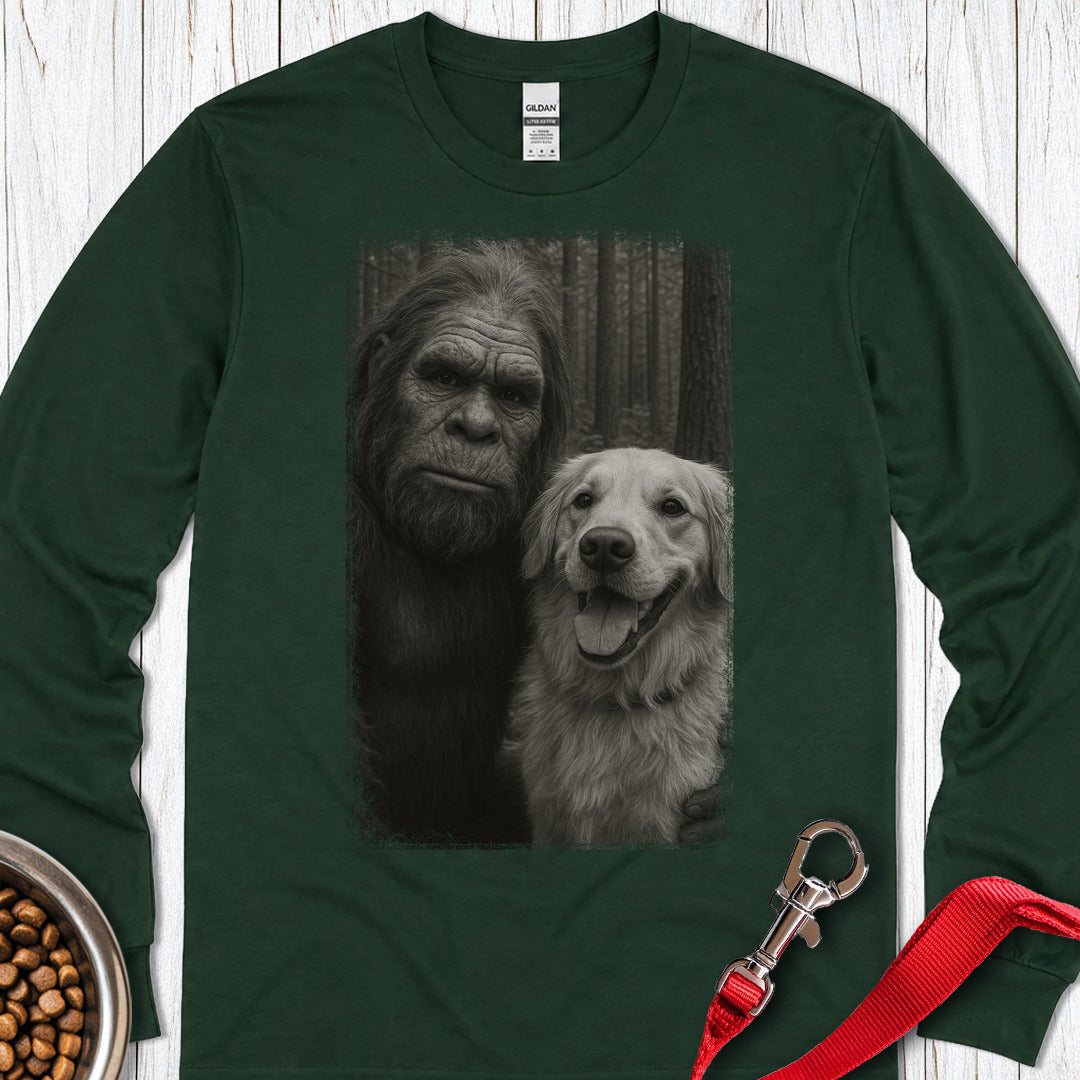 Bigfoot & Golden Retriever Selfie Long Sleeve — Forest Green