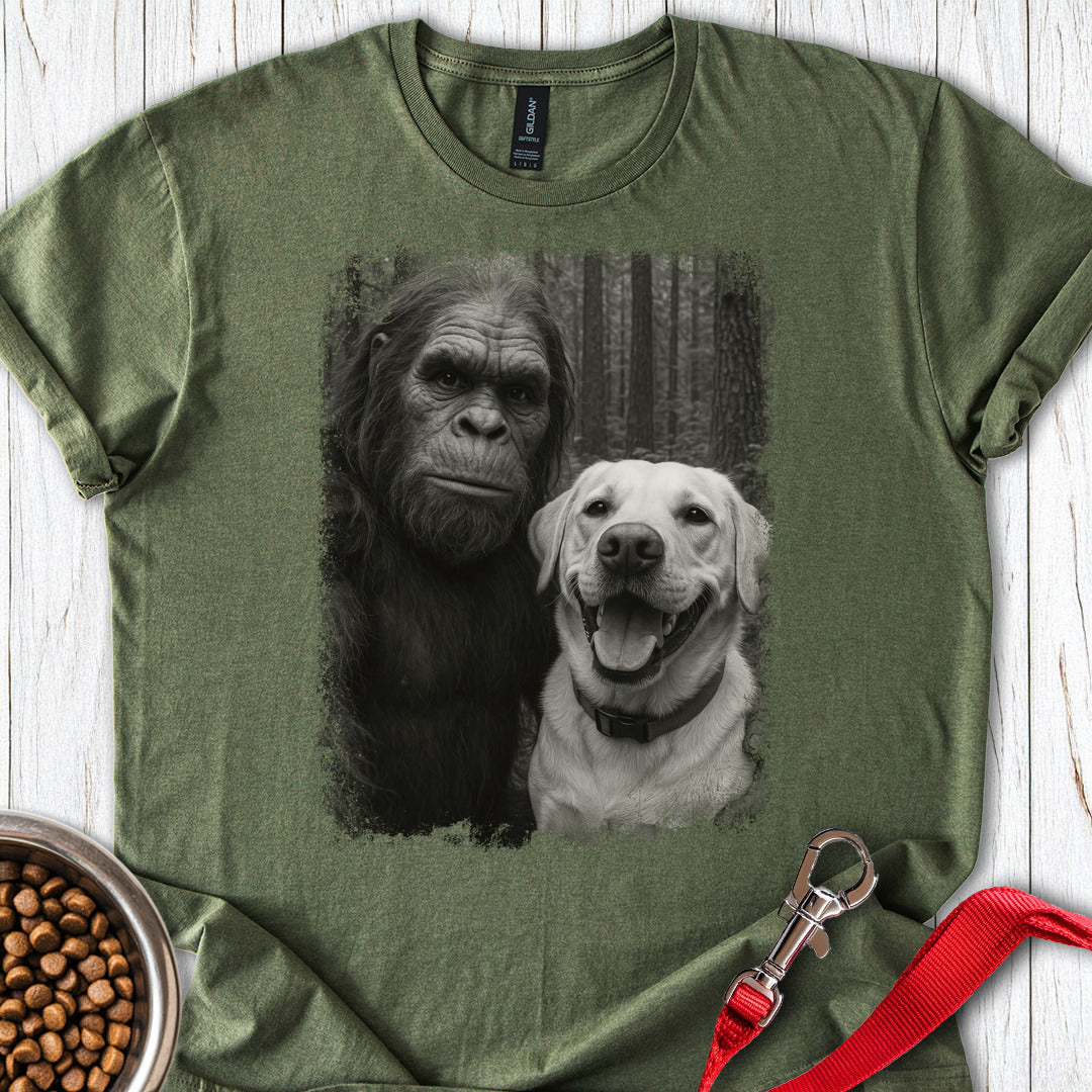 Bigfoot & Labrador Selfie Military Green
