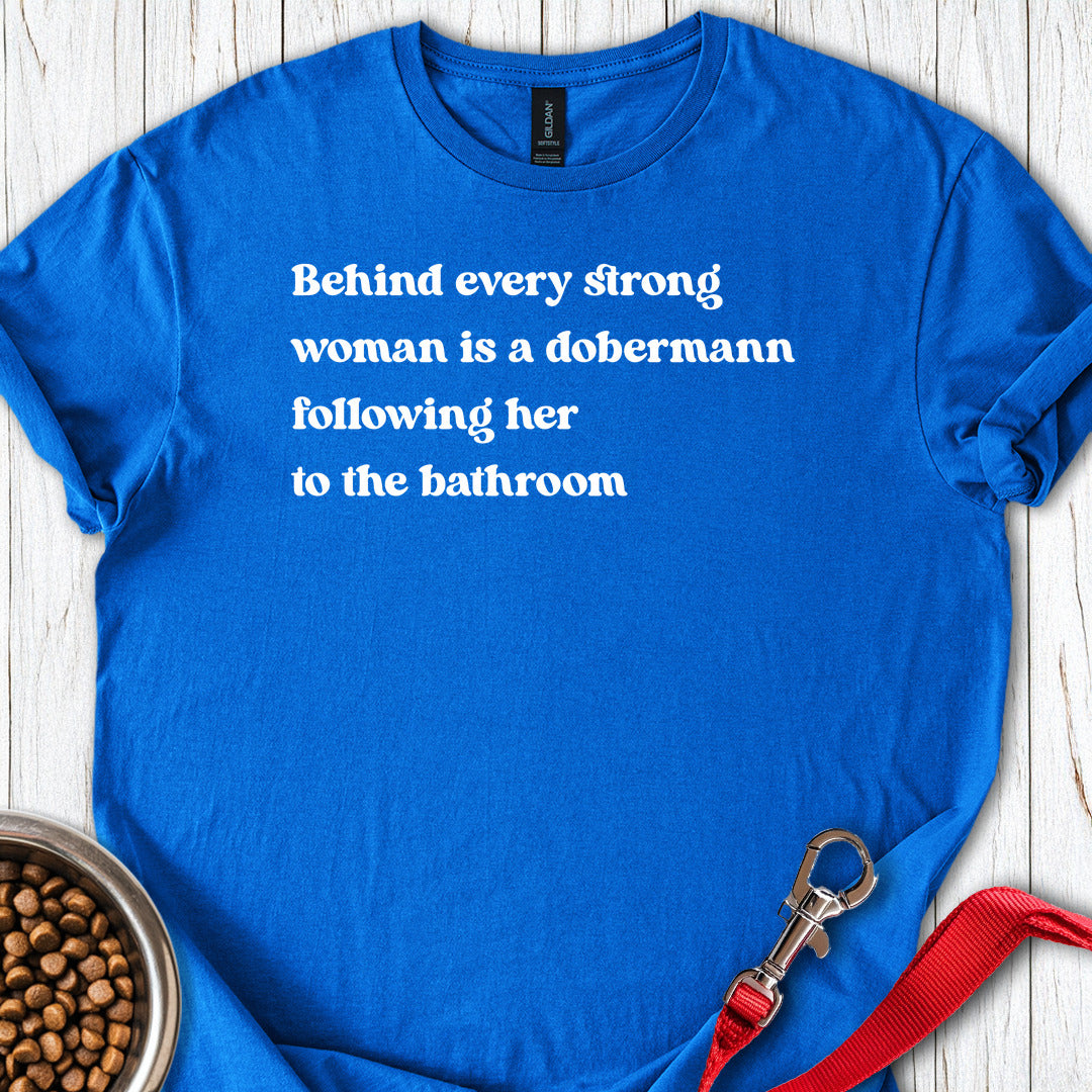 Dobermann Strong Woman — Royal