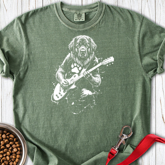 Leonberger Guitar Premium Tee — Moss
