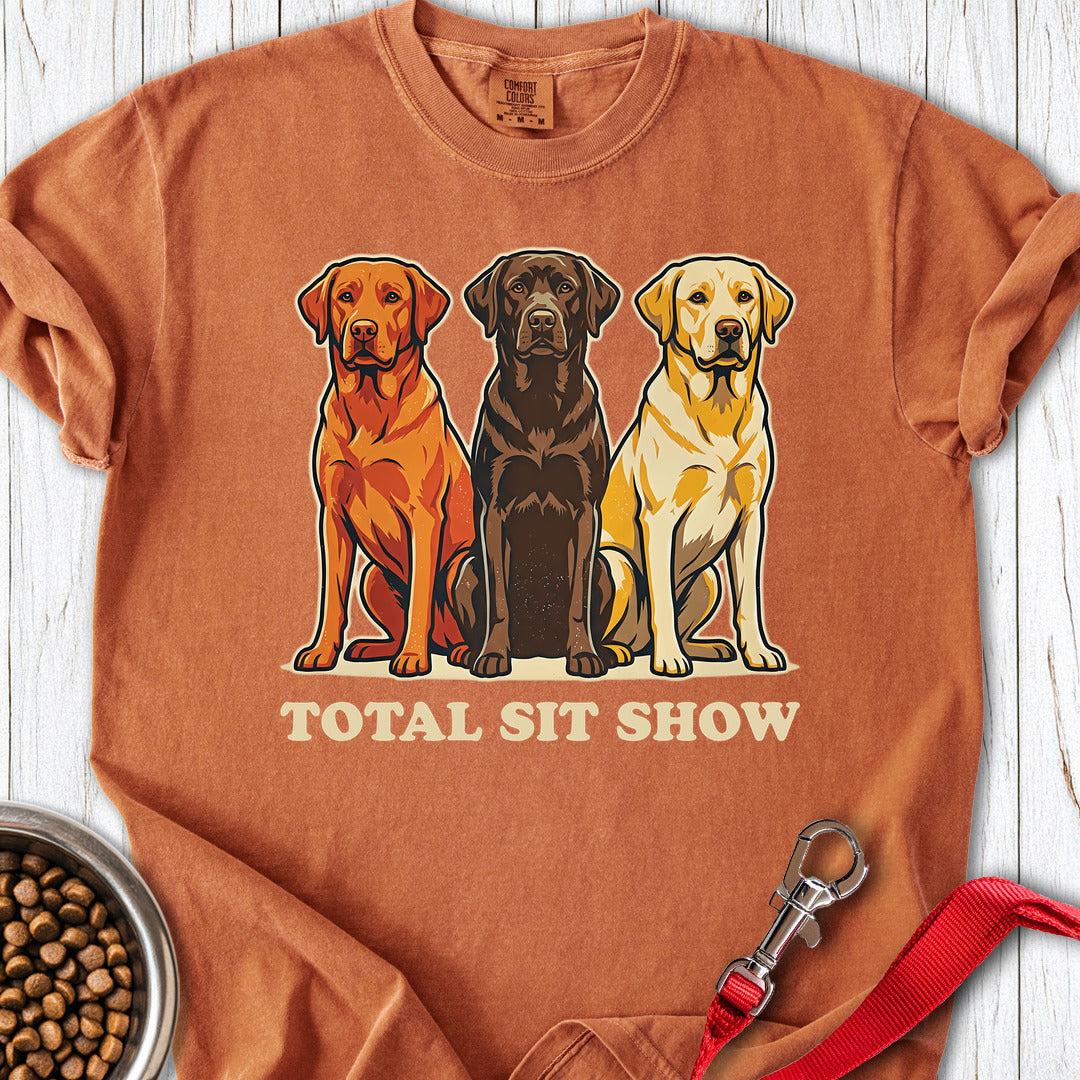 Total Sit Show Red, Chocolate & Yellow Labrador Premium Tee Yam